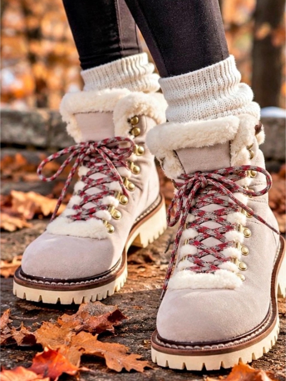 Eddie Bauer WeatherEdge Vibram Winter Boots Faux Fur Plaid Laces Size 10